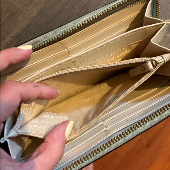 Kate Spade Glitter Bug Green/Blue wallet - Picture 5 of 6